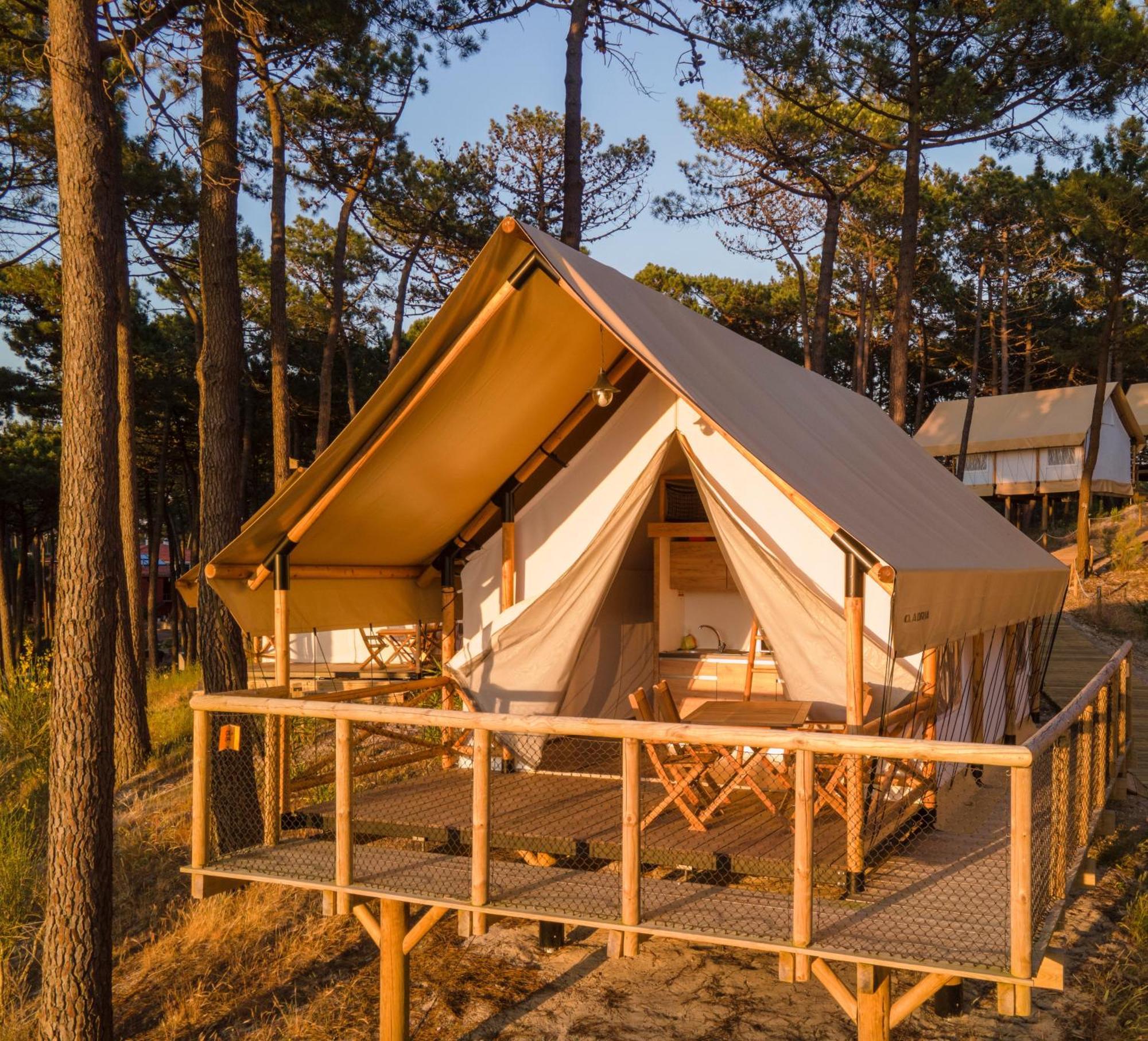Ohai Nazare Outdoor Resort Zimmer foto